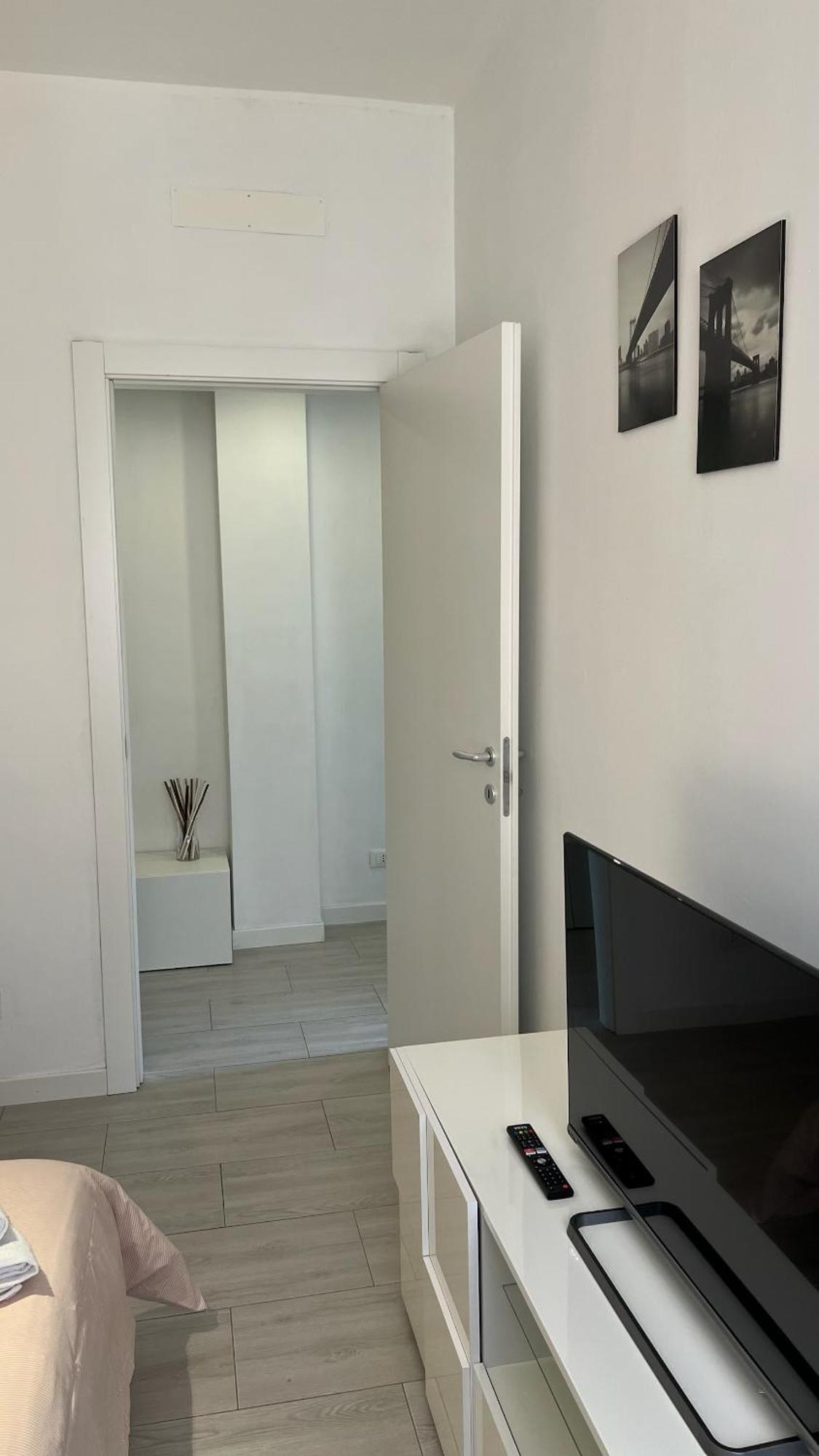 Rafael Milano - 10 Min From Linate Airport, Centrale Fs, Ospedale San Raffaele Apartment Екстериор снимка